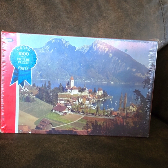 2 Vintage Jaymar 1000 Piece Interlocking Picture Puzzles - Picture 3 of 8